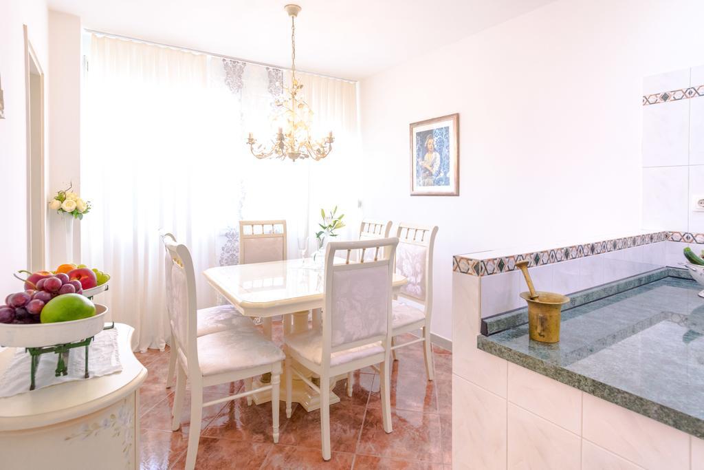 Apartment Mandalina スプリト エクステリア 写真
